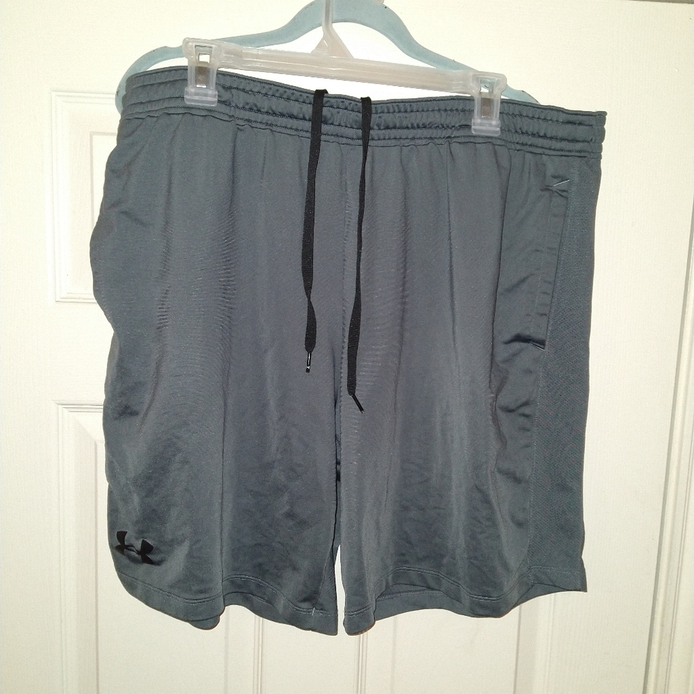Under Armour Fitted HeatGear Gray Drawstring Athletic Gym Shorts Men’s sz XXL. I